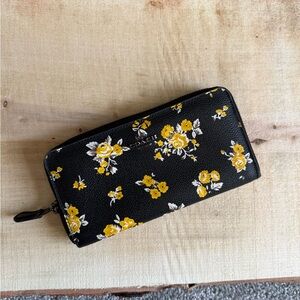 Coach Black and Yellow Floral Accordion Women's Wallet
